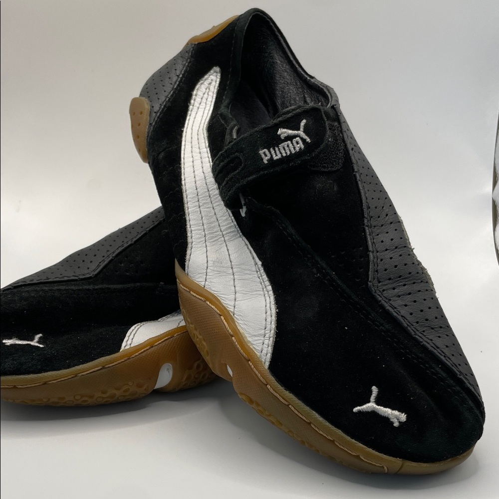 Puma Women’s Black and White Sneakers